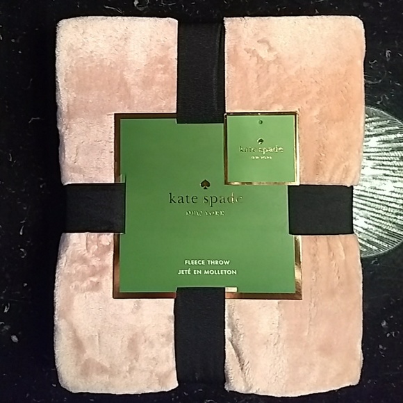 kate spade Accessories - BNP Kate Spade Ultra Soft Blush Pink Blanket Throw